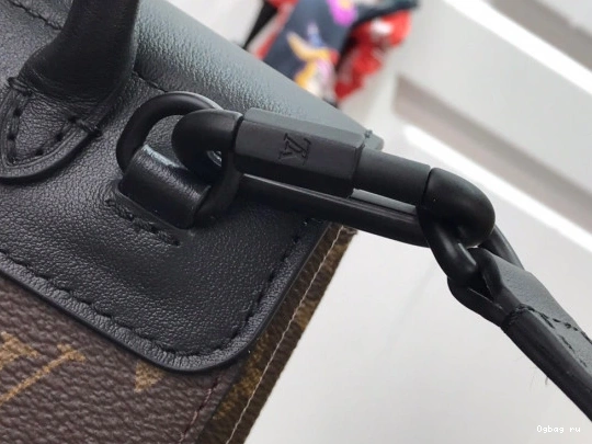 VUITTON STEAMER XS LOUIS 0731